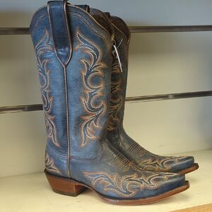 New Women's Ariat Hazen 10050894